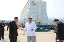 Kim orders South's buildings at resort in North be destroyed